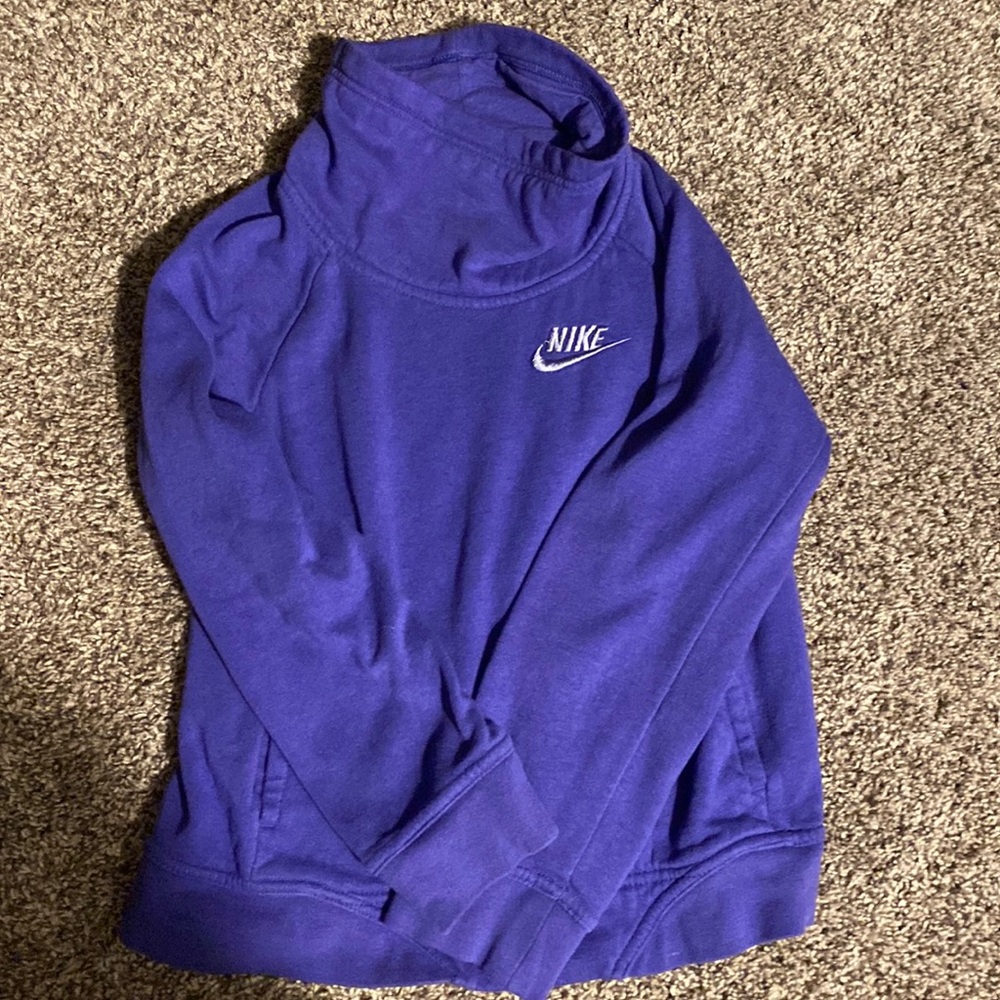 Nike sweatshirt